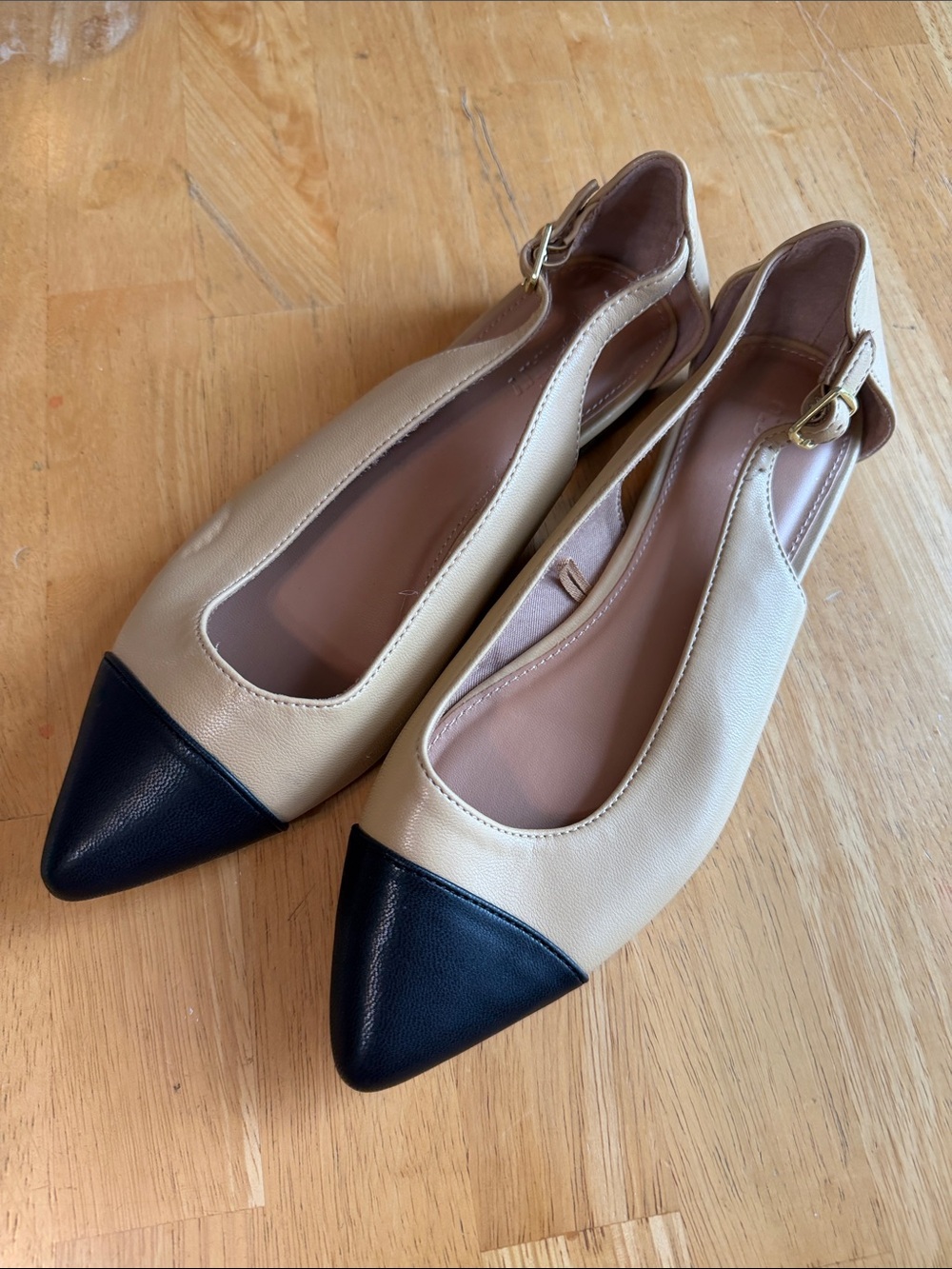 Women’s Two-Tone Pointed Toe Slingback Flats - Beige & Black